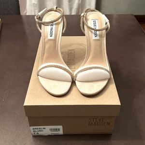 Breslin Steve Madden Heel